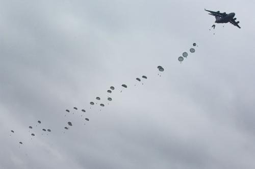 中央空降是什么意思