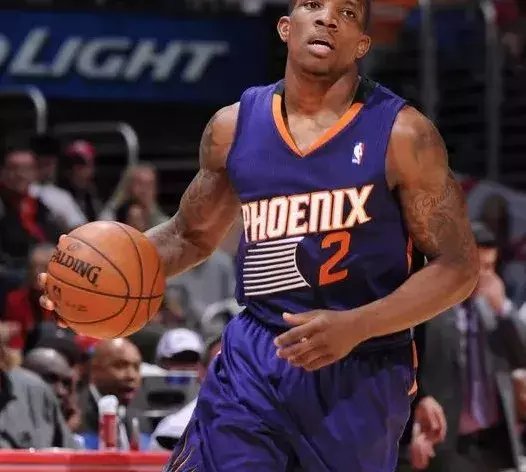 布莱德索绰号“血布”,是因为他打球凶猛吗?