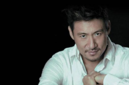 张学友的《捉迷藏》 歌词