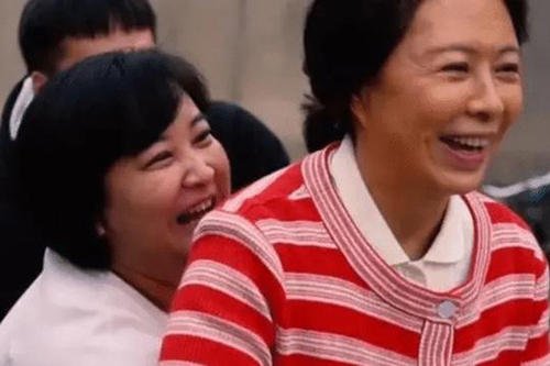 电影《你好，李焕英》发布一组台词剧照，这些台词是否也是你的笑点和泪点？