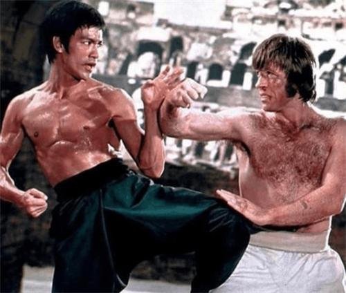 李小龙下葬时扶灵的6人，他们的真实身份是什么？