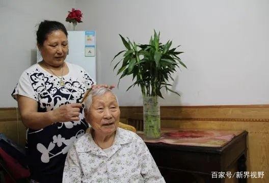 恩将仇报的向海清说：孙俪养我四年，可我想毁了她，如今他现状如何？