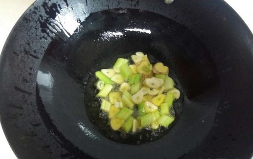 红烧娃娃鱼的做法