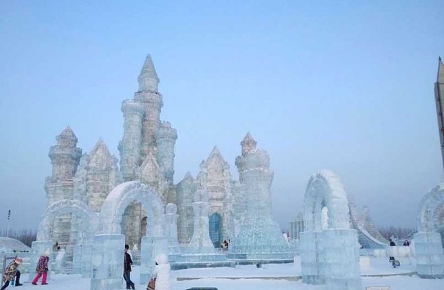 哈尔滨一年四季的气温大概多少度啊?