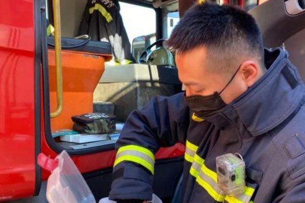 和平时期的英雄事迹