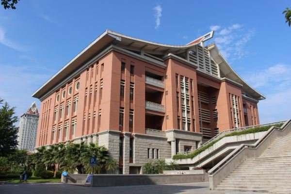 嘉庚建筑为什么以中式屋顶和西式屋身相结合？