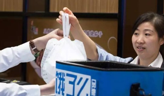 蜂鸟众包和美团众包哪个好，哪个单多？