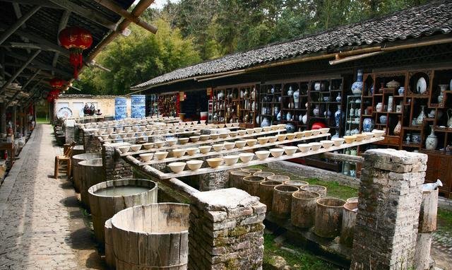 中国的四大古镇都是哪几个？都各有什么特点呢？