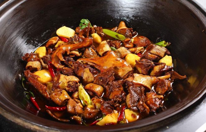 铁锅什么牌子好？求推荐