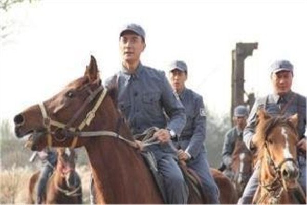 肖新槐没有任何职务，为什么能在1955年被授予中将军衔？