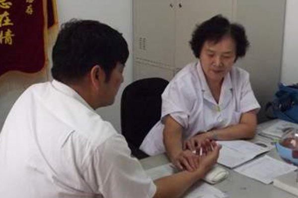 散瞳对眼睛有危害吗