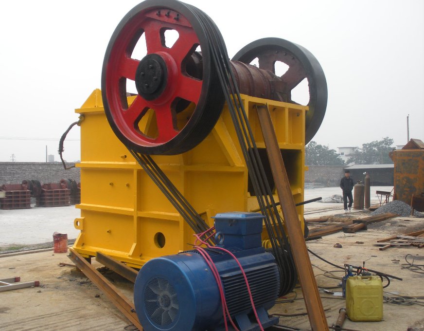 鄂式破碎机型号参数详细介绍？