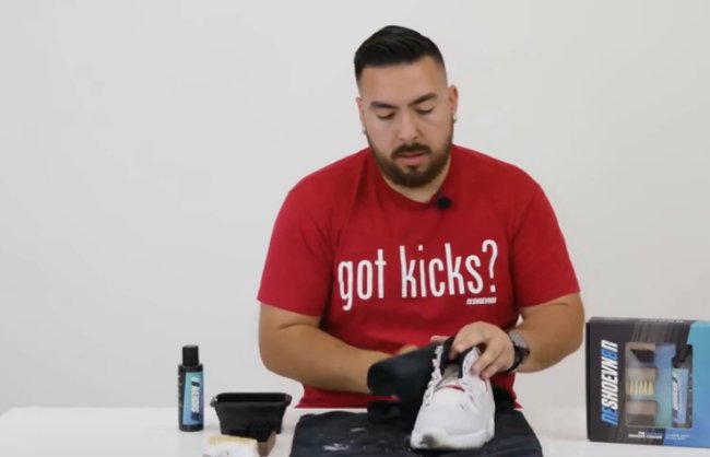 aj11兔八哥怎么清理啊