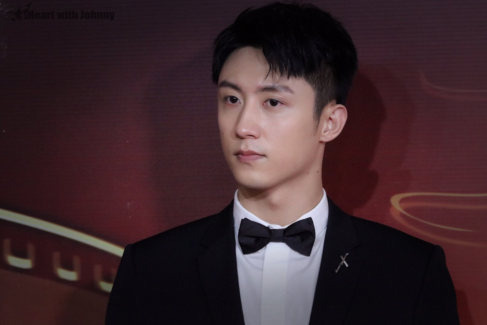 李沁给黄景瑜的备注竟然是黄先生，他们俩戏里戏外的互动有多甜？