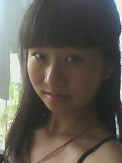 初中漂亮女生的照片啊，不要非主流的，要现实中的，大家帮帮忙…