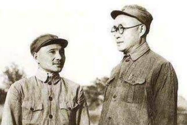 抗战时期的英雄事迹有哪些？要简略