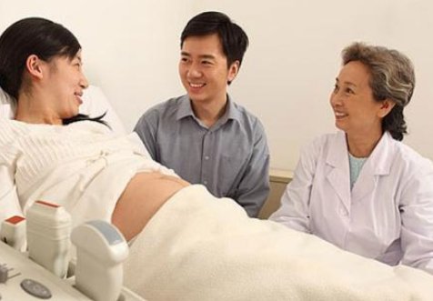 生育津贴跟产假工资是一回事吗