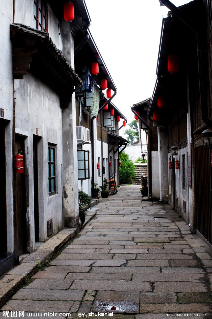 小河直街的简介