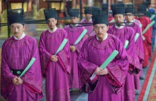 汉朝设置的大鸿胪是什么官职。