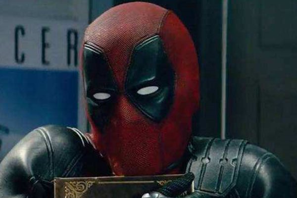 在漫威漫画里创世神死亡女神喜欢的是死侍而不是灭霸，这是为什么？