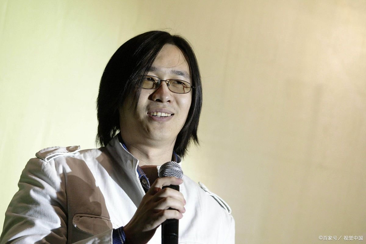 斗罗大陆明明并不怎么样，为什么在当年会爆红？