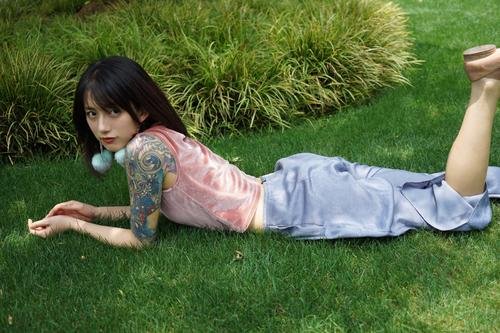 李诞女友黑尾酱清空微博，明星清空微博通常有哪些原因？