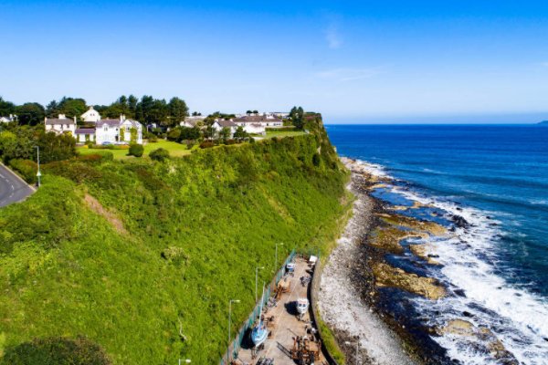 北爱尔兰和英国的关系怎么样？