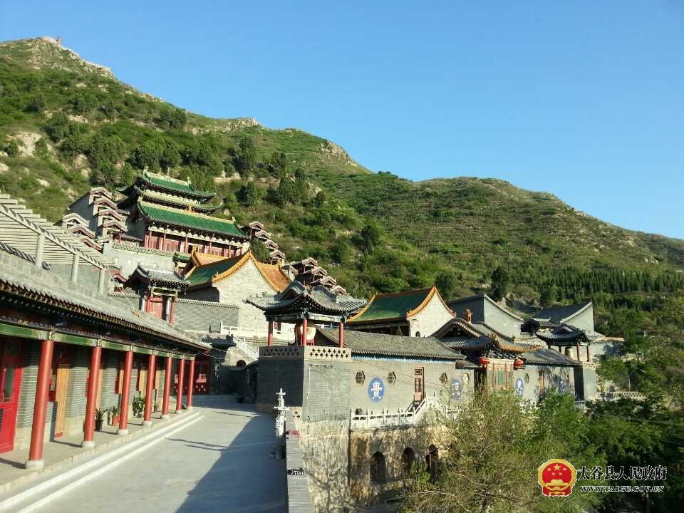 太谷凤凰山的龙泉宫