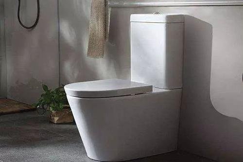 直冲式马桶和虹吸式马桶有何差异？怎么区分两者？