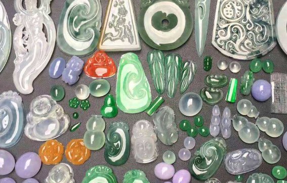 哪里有大型翡翠原石批发市场