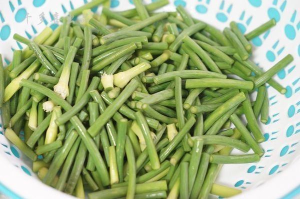 蒜苗怎么炒好吃