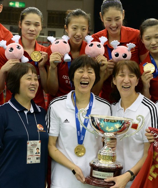 郎平前夫白帆二婚得子，曾为女儿坚决15年不娶，郎平是怎么评价他的？