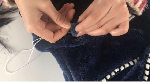 衣服破洞修补针法图解 衣服破洞怎么缝看不出来？