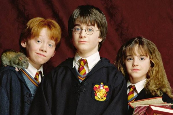 哈利波特中，小天狼星是哈利的教父，这里的教父是什么意思啊