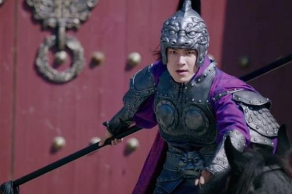 唐朝李泌娶了谁为妻子，有没有子女？