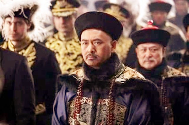 清朝末期曾国藩官至两江总督，跟现在相比相当于现在的什么职位呢？