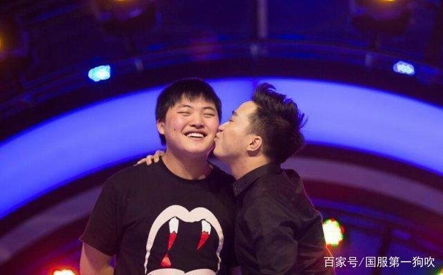 原来Uzi洗澡狗的称号是这样来的，你们知道吗