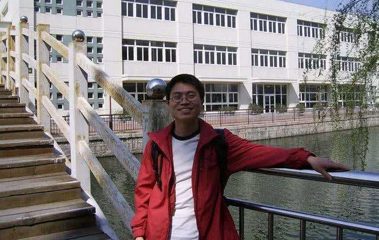 孙俪资助向海清四年，却被反咬一口，如今向海清怎么样了？