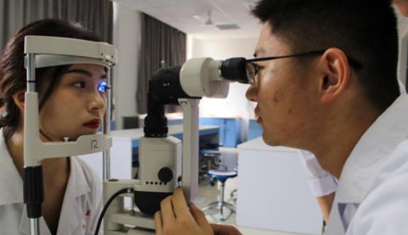 温州医科大学的眼视光学和眼视光医学有什么不同