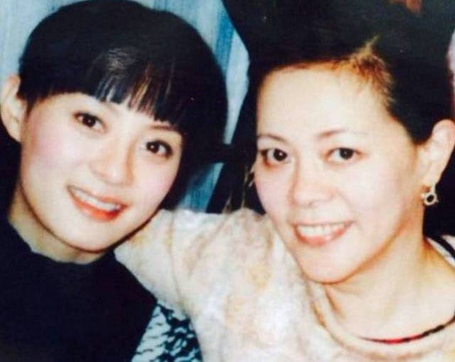 孙俪资助向海清四年，却被反咬一口，如今向海清怎么样了？