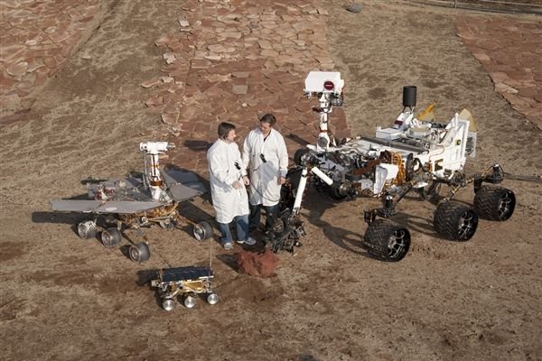 “先驱者10号”探测器，携带刻有人体基本信息在太空飞行的意义是什么？