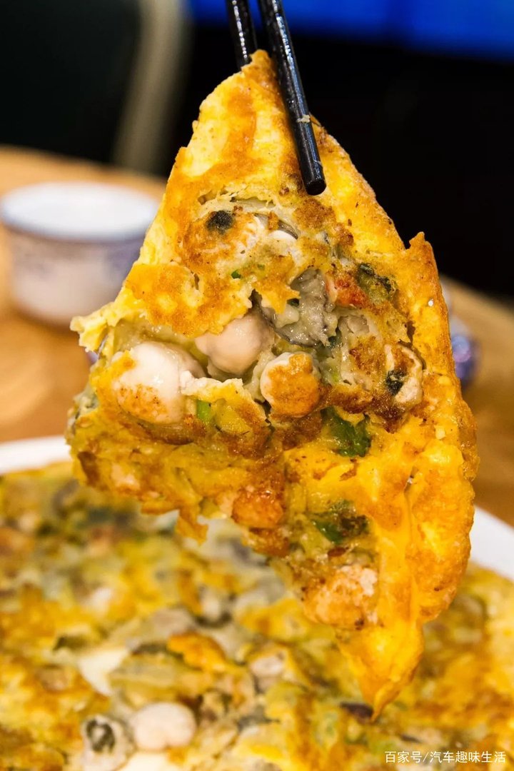 蚝仔烙是哪个地区的特色美食？它的口味是怎么样的？