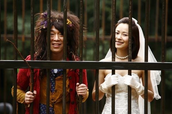 明明周围都是“单身狗”，为何却说7成95后已脱单？