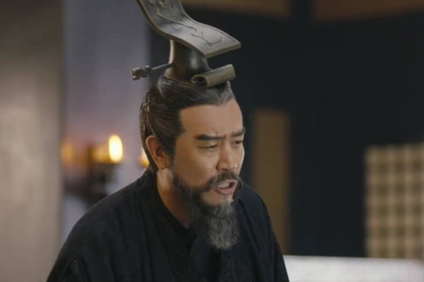 有心计有谋略,关羽的头颅为何直接吓傻了曹操?