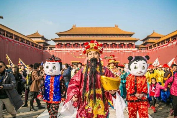 传统民俗中的“迎财神”是哪一天