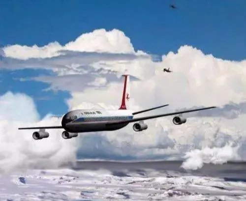 大韩航空客机发生故障，乘客称看到火花，此次故障发生的原因是什么？