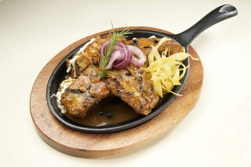 作为一名吃货，该如何写好一篇食评？有哪些锻炼方法？