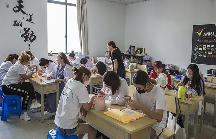 纹绣培训费用?纹绣学费一般多少钱