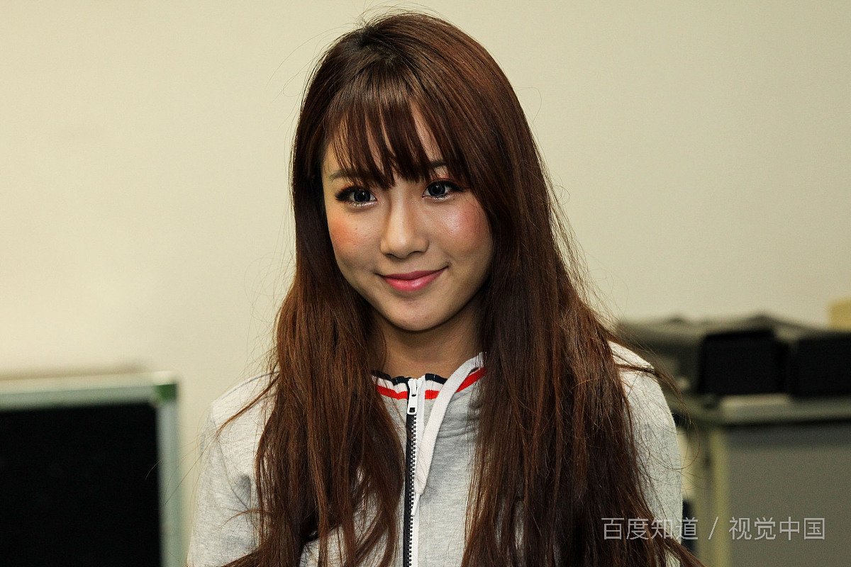 女生说好无聊，怎么回复？