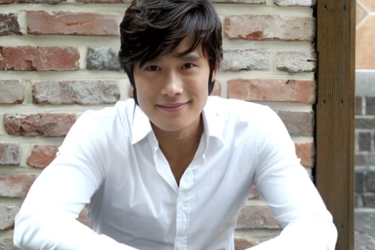 李秉宪演过电影